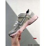 2024年8月28日秋冬新品入荷 NIKE スニーカー haoy工場