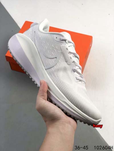 2024年8月28日秋冬新品入荷 NIKE スニーカー ha...