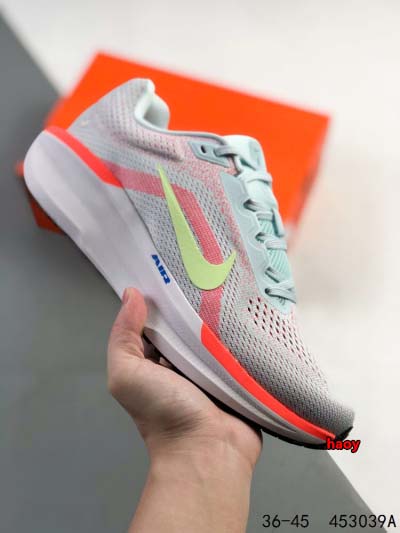 2024年8月28日秋冬新品入荷 NIKE スニーカー ha...