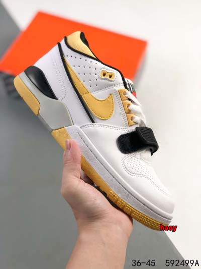 2024年8月28日秋冬新品入荷 NIKE スニーカー ha...