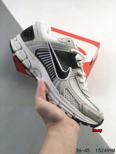 2024年8月28日秋冬新品入荷 NIKE スニーカー ha...