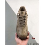 2024年8月28日秋冬新品入荷 NIKE スニーカー haoy工場