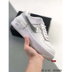 2024年8月28日秋冬新品入荷 NIKE スニーカー haoy工場