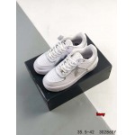 2024年8月28日秋冬新品入荷 NIKE スニーカー haoy工場