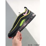 2024年8月28日秋冬新品入荷 NIKE スニーカー haoy工場