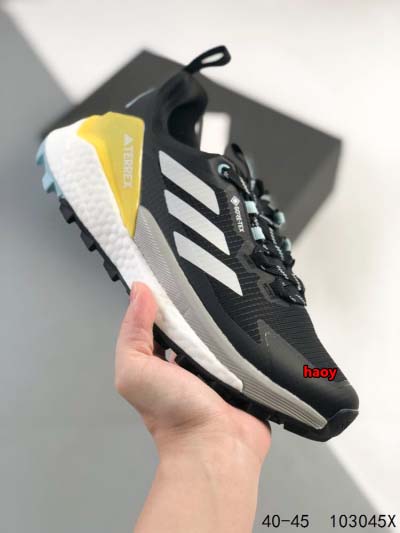 2024年8月28日秋冬新品入荷 Adidas スニーカー ...