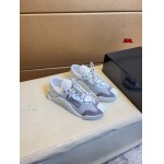 2024年8月30日新品入荷Dolce&Gabbana スニーカー jinl工場35-46