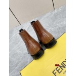 2024年8月30日秋冬原版復刻新品入荷FENDI 革靴 jinl工場