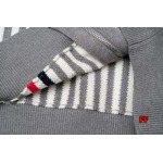 2024年9月5日早秋新品入荷 THOM BROWNE  ニットカーディガンFF工場