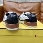 2024年9月29日早秋原版復刻新品入荷 FENDI スニーカー 3工場35-45