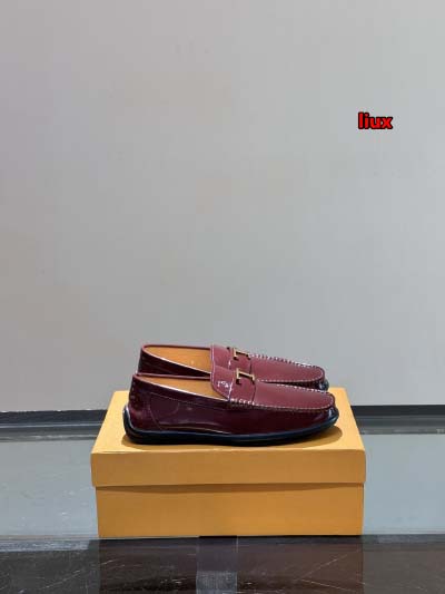 2024年9月30日早秋原版復刻新品入荷 Tod‘s  革靴...