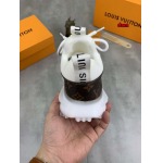 2024年9月30日早秋新品入荷ルイヴィトンスニーカー dam工場38-44