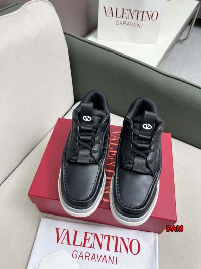 2024年10月8日早秋高品質新品入荷 VALENTINO スニーカー DAM工場35-46