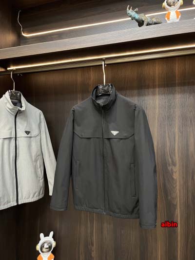 2024年10月8日秋冬高品質新品入荷 PRADA 綿入れの服厚手 ジャケットアウター AIBIN工場