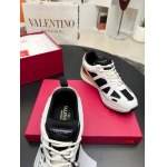 2024年10月8日早秋高品質新品入荷 VALENTINO スニーカー DAM工場38-46