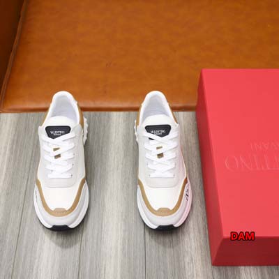 2024年10月8日早秋高品質新品入荷 VALENTINO ...