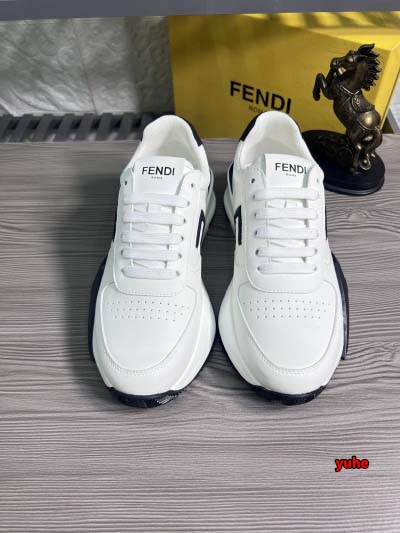 2024年10月8日早秋新品入荷FENDI スニーカー YU...