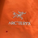 2024年10月11日秋冬新品入荷ARCTERYX 突撃衣  FF工場