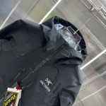 2024年10月11日秋冬新品入荷ARCTERYX 突撃衣  FF工場