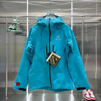 2024年10月11日秋冬新品入荷ARCTERYX 突撃衣 ...