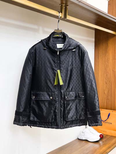 2024年10月18日秋冬高品質新品入荷 グッチ 綿入れの服...