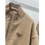 2024年10月21日秋冬高品質新品入荷PRADA 厚手上下セットです KL工場