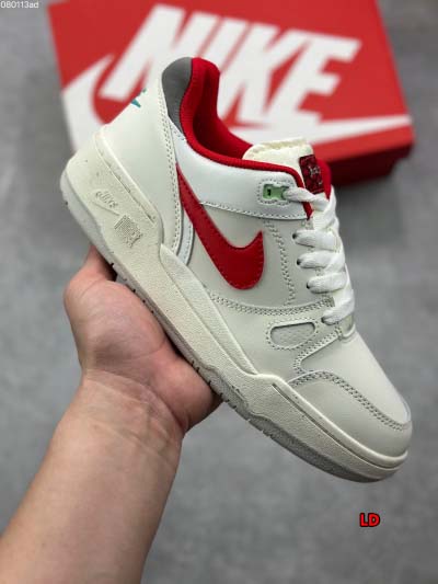 2024年10月22日秋冬新品入荷 NIKE スニーカー L...