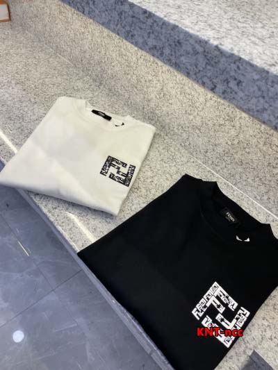 2024年10月24日秋冬高品質新品入荷FENDI 長袖 T...