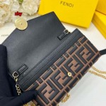 2024年秋冬新品FENDI 財布  zhy工場 19*10.5*3.5