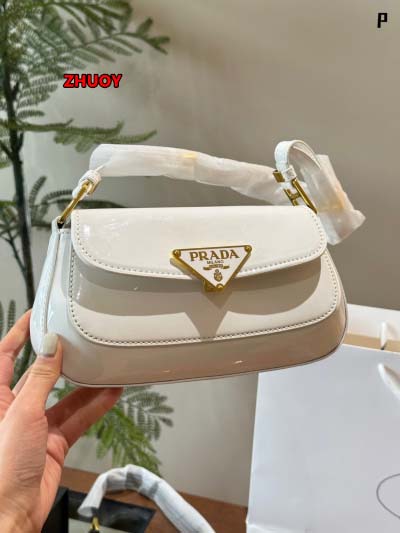 2024年11月1日秋冬新品入荷PRADA  22cm パック zhy工場