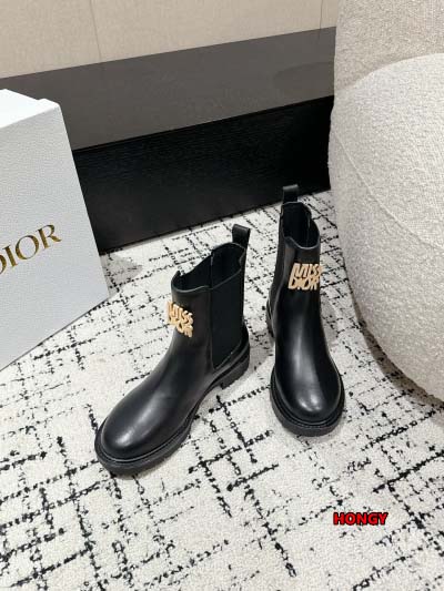 2024年11月25日秋冬新品入荷ディオール  女性ショートブーツ HY工場35-40