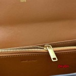 2024年11月1日秋冬新品入荷CELINE 財布 バッグ zhy工場