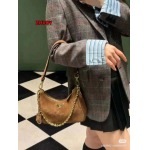 2024年11月1日秋冬新品入荷PRADA パック zhy工場22*13cm