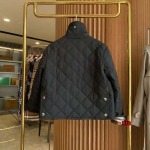 2024年11月5日秋冬新品入荷バーバリー 綿入れの服ジャケットアウター   xia 工場