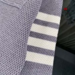 2024年11月13日秋冬新作入荷THOM BROWNE 厚手カシミヤ セーター アウターFF工場