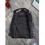 2024年11月18日秋冬高品質新品入荷 PRADA  綿入れの服ジャケットベストBF工場