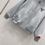 2024年11月20日秋冬新品入荷PRADA 上下セットです can工場