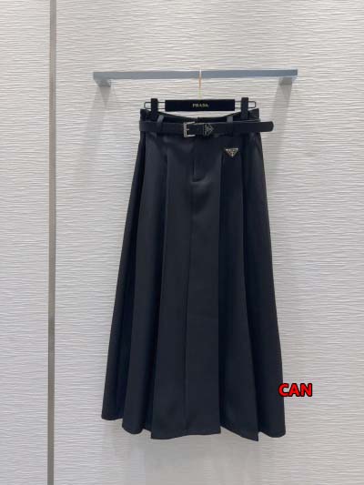 2024年11月20日秋冬新品入荷PRADA  スカート c...