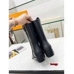 2024年11月22日秋冬高品質新品入荷ルイヴィトン 女性ショートブーツ HY工場35-42