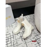 2024年11月25日秋冬新品入荷ディオール  女性ショートブーツ HY工場35-40