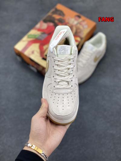 2024年12月20日秋冬新作入荷 NIKE スニーカー FANG工場