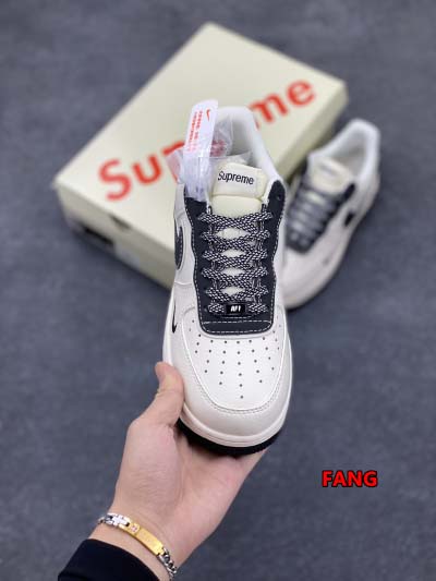 2024年12月20日秋冬新作入荷SUPREME & NIKE スニーカー FANG工場