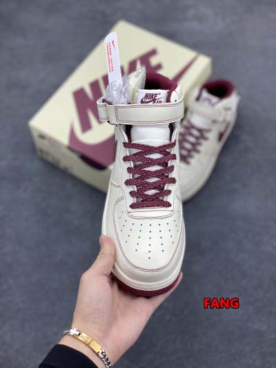 2024年12月20日秋冬新作入荷 NIKE スニーカー FANG工場