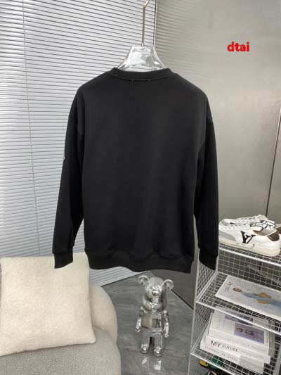 2024年12月26日入荷秋冬新品 PRADA  スウェット dtai工場