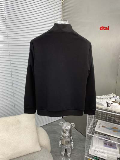 2024年12月26日入荷秋冬新品 PRADA スウェット dtai工場