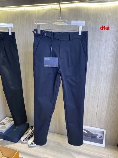 2024年12月26日入荷秋冬新品 PRADA カジュアルパンツ dtai工場