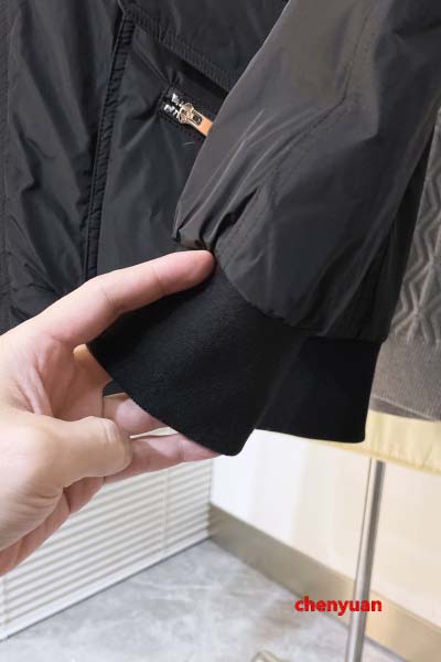 2024年12月30日新品PRADA ダウンジャケットアウター  chengyuan工場