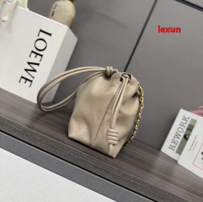 2025年早春新品入荷 LOEWE 本革 バッグ lexun工場Size：30*10.5*20CM