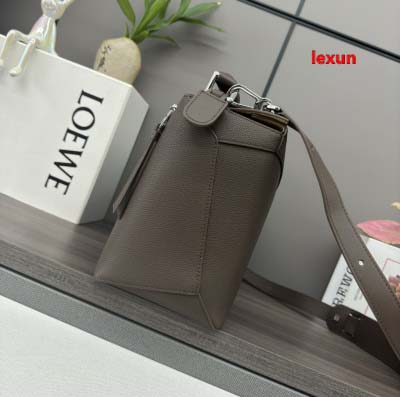 2025年早春新品入荷 LOEWE 本革 バッグ lexun工場33*14.7*21.5cm