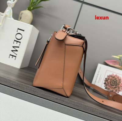 2025年早春新品入荷 LOEWE 本革 バッグ lexun工場33*14.7*21.5cm